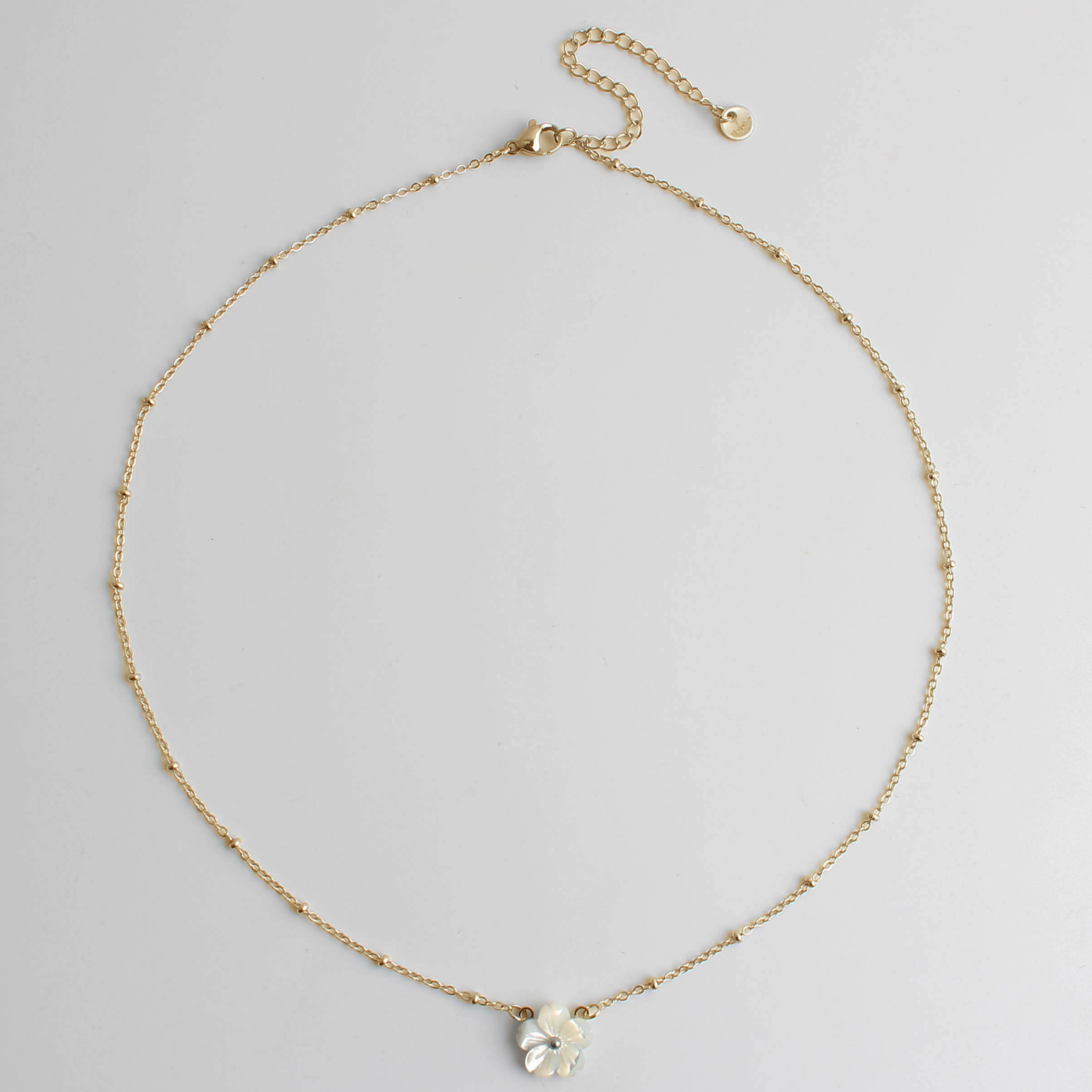 Shell Flower - Necklace - Stainless Steel